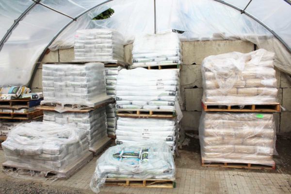 image of stack of fertilizer bags